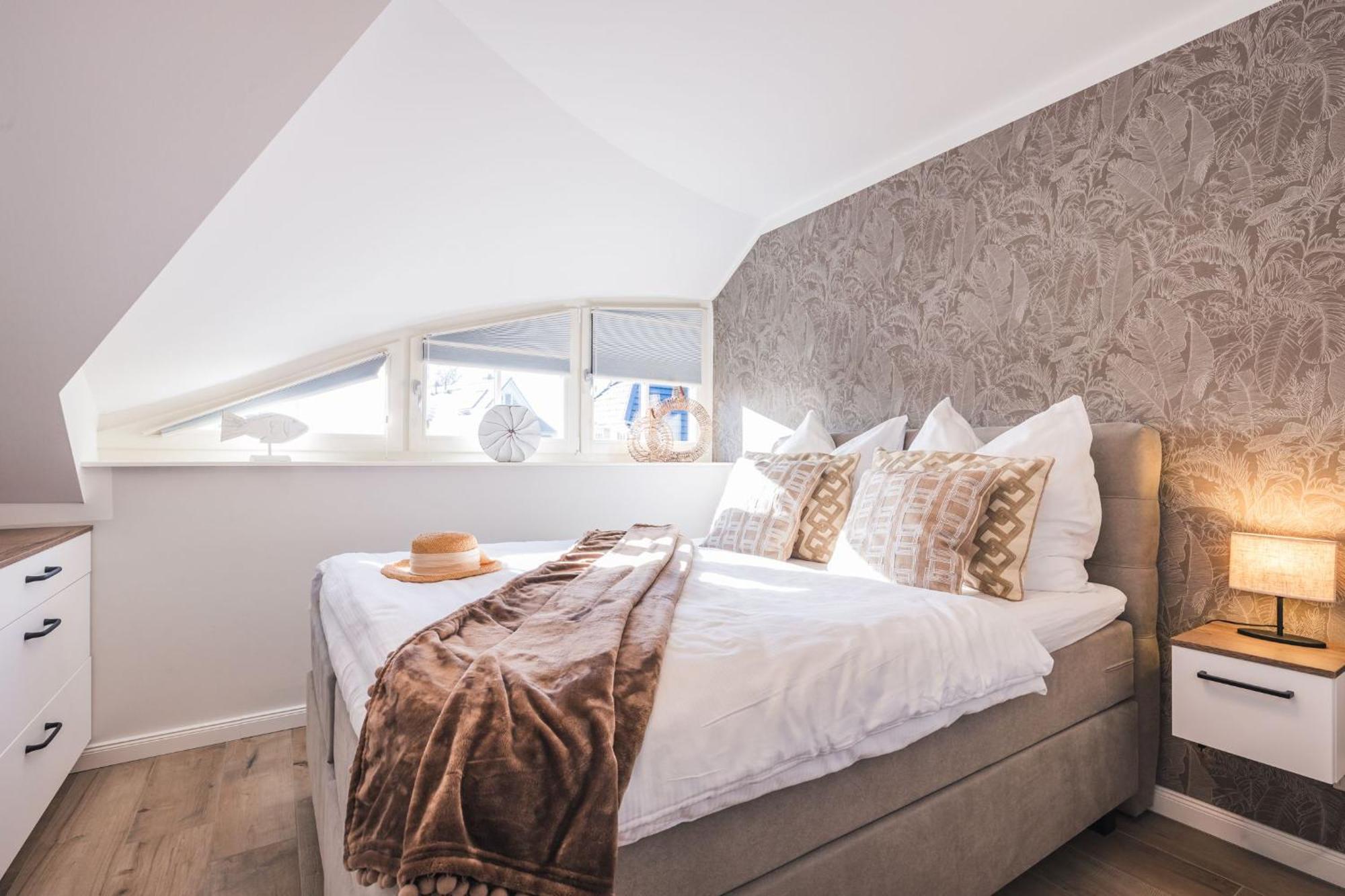 Haus Pinguin Villa Zingst Buitenkant foto